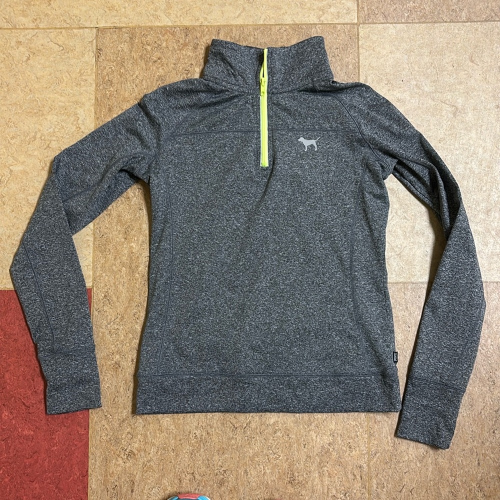 Women’s Victorias Secret Workout Pullover sports